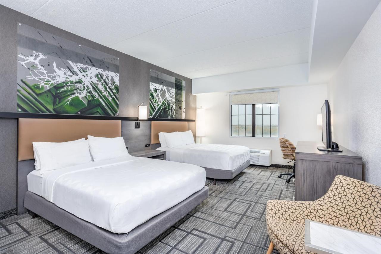 Holiday Inn Lafayette-City Centre By Ihg Bagian luar foto