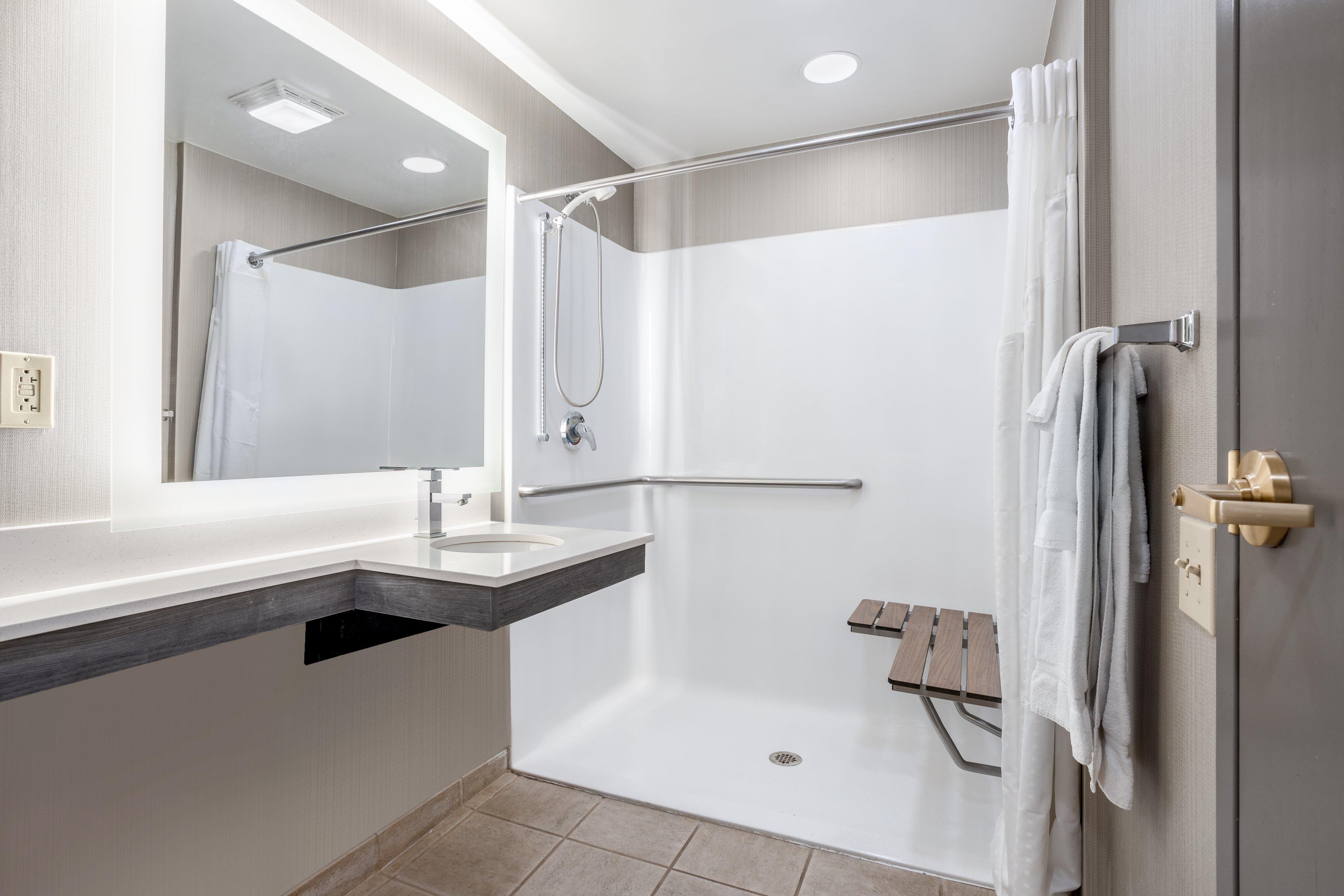 Holiday Inn Lafayette-City Centre By Ihg Bagian luar foto
