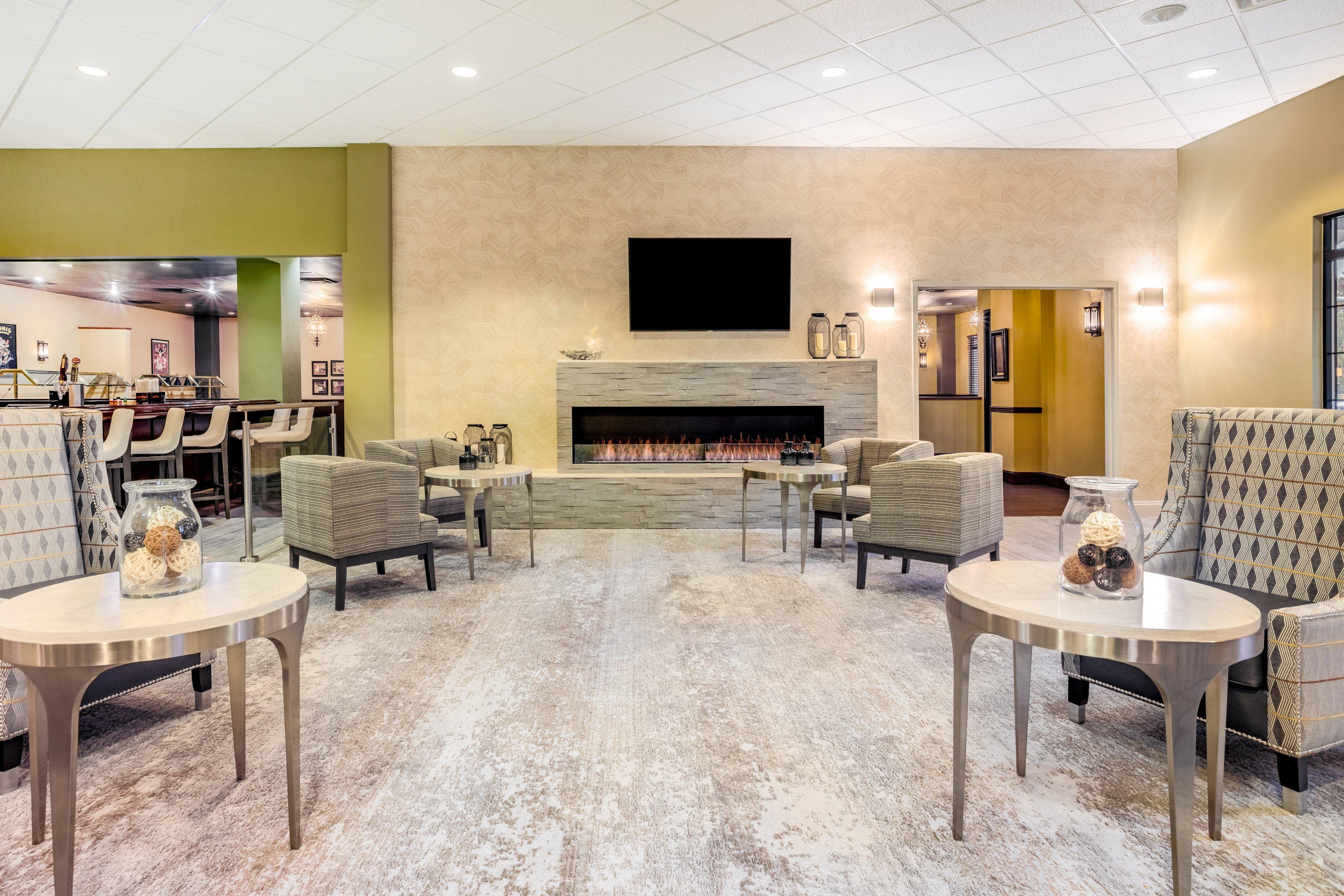 Holiday Inn Lafayette-City Centre By Ihg Bagian luar foto