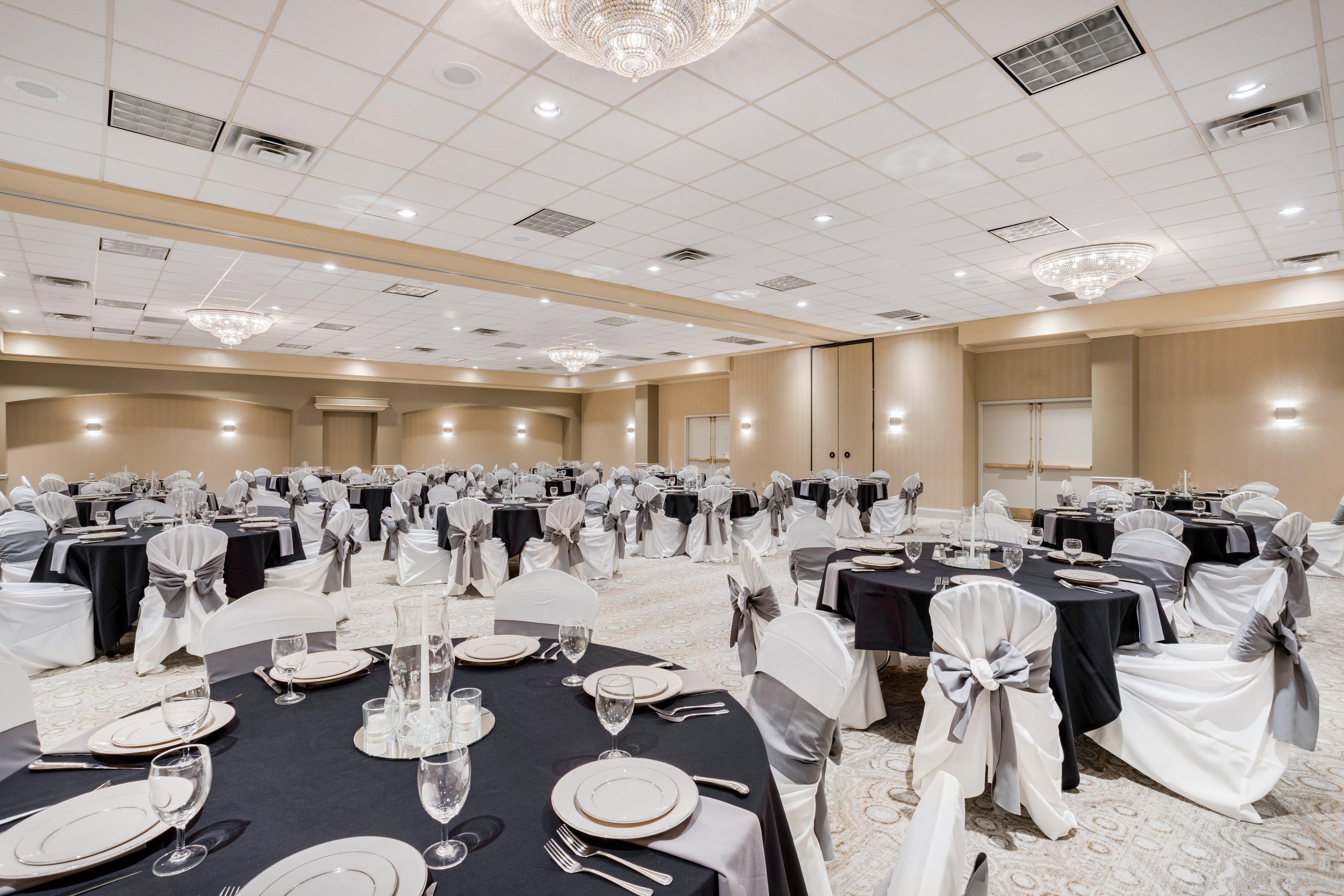 Holiday Inn Lafayette-City Centre By Ihg Bagian luar foto