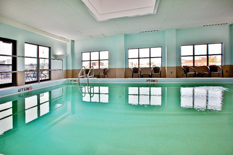 Holiday Inn Lafayette-City Centre By Ihg Bagian luar foto